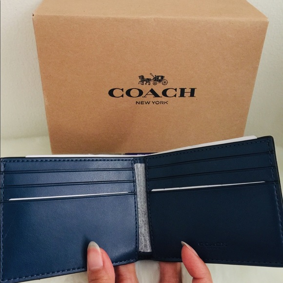 NWT Coach Slim Bifold Wallet In Signature Canvas - Picture 2 of 7